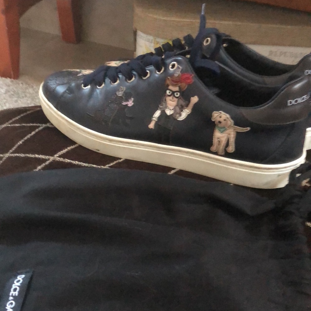 Limited edition authentic Dolce and Gabbana leather sneakers - Picture 3 of 9